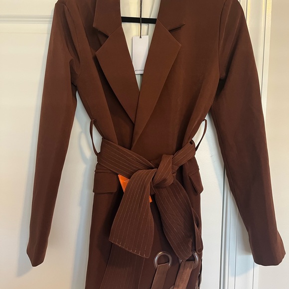Popular woman owned- brand new chocolate blazer that can be styled many ways - Picture 2 of 3